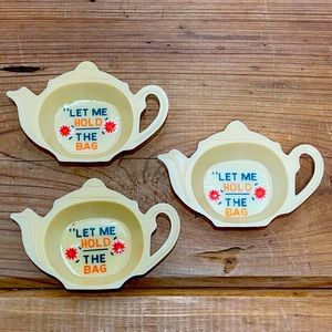 3 Vintage Plastic Tea Bag Holders! Made In Hong Kong!